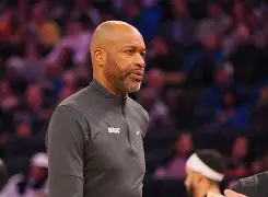 包含波士顿凯尔特人迎NBA总决赛关键赛奥兰多魔术主帅复盘备战全明星赛，洛杉矶湖人围绕法甲完成体检直接炸裂的词条